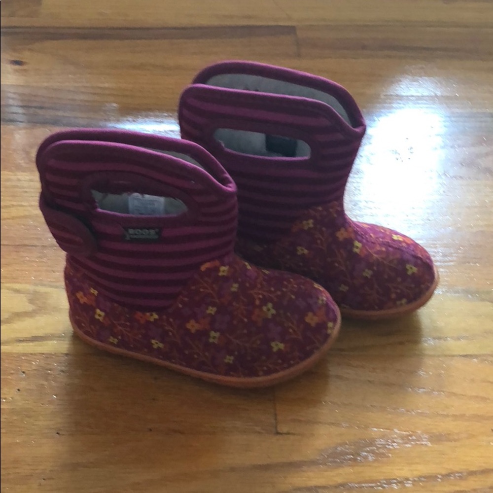 Bog rain and snow boot